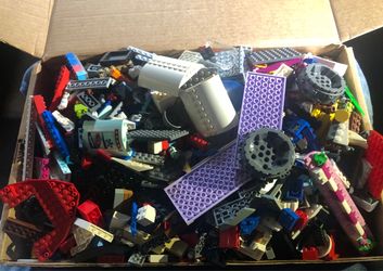 LEGO Bulk Building Bricks Pieces Lot Mixed Parts & Accessory Pieces 1-2 Pounds