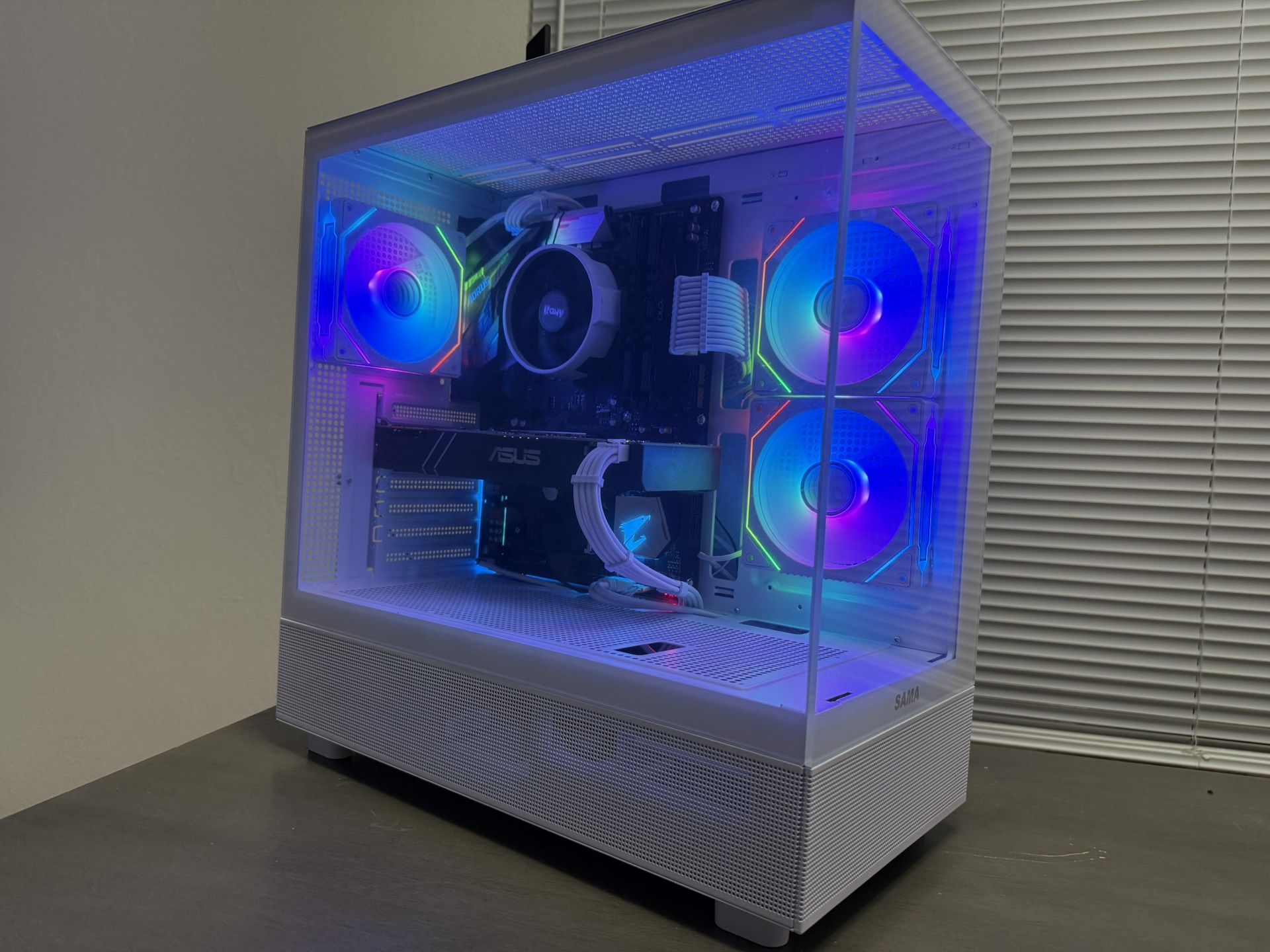 Ryzen 5 4500 / 1070 TI / 16GB Ram