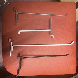 Slanted Wall Hangers