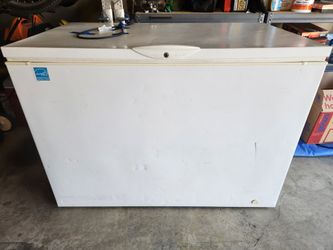 Frigidaire Chest Freezer 14.8 cu.ft.