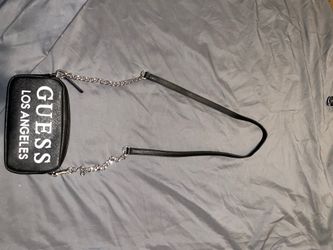 Women’s guess crossbody purse