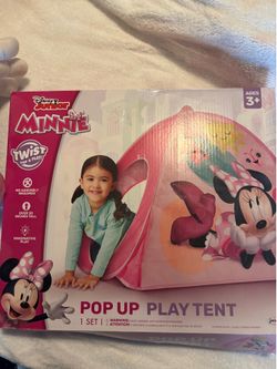 Minnie Mouse tent