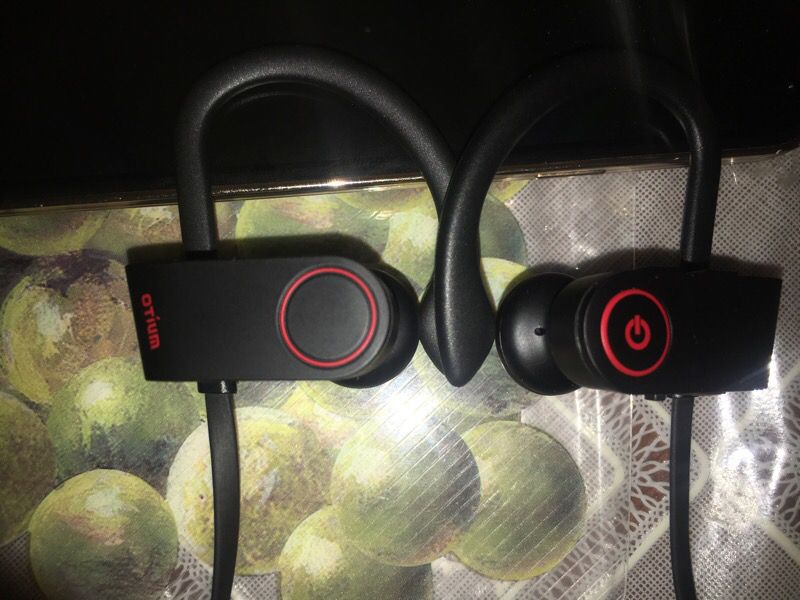 Otium beats headphones