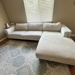 Living Spaces Aquarius II Sectional Sofa W/ Chaise