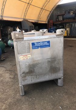 350 gallon Stainless Steel Tote Tank
