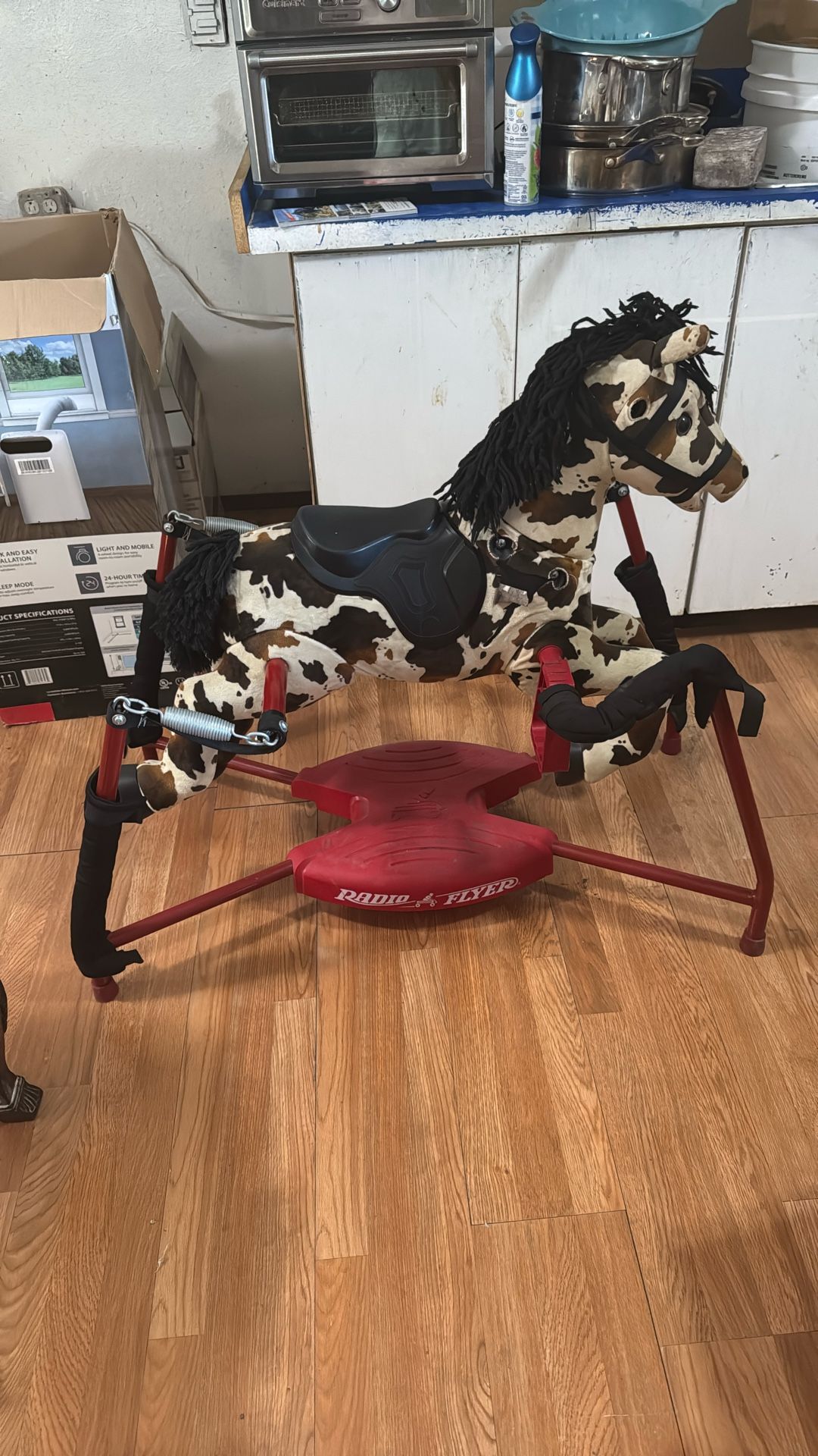 Radio Flyer Interactive Horse