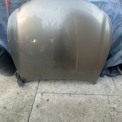 Infiniti g37 fenders and hood