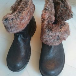 Candie's Faux Leather Boots - 9.5