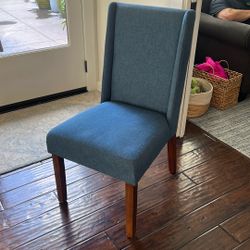 Blue desk chair 