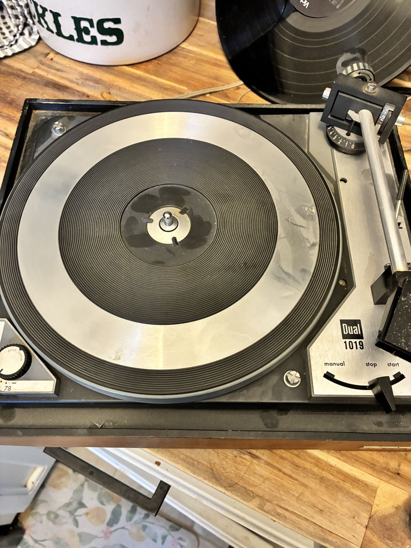 Dual 1019 Turntable