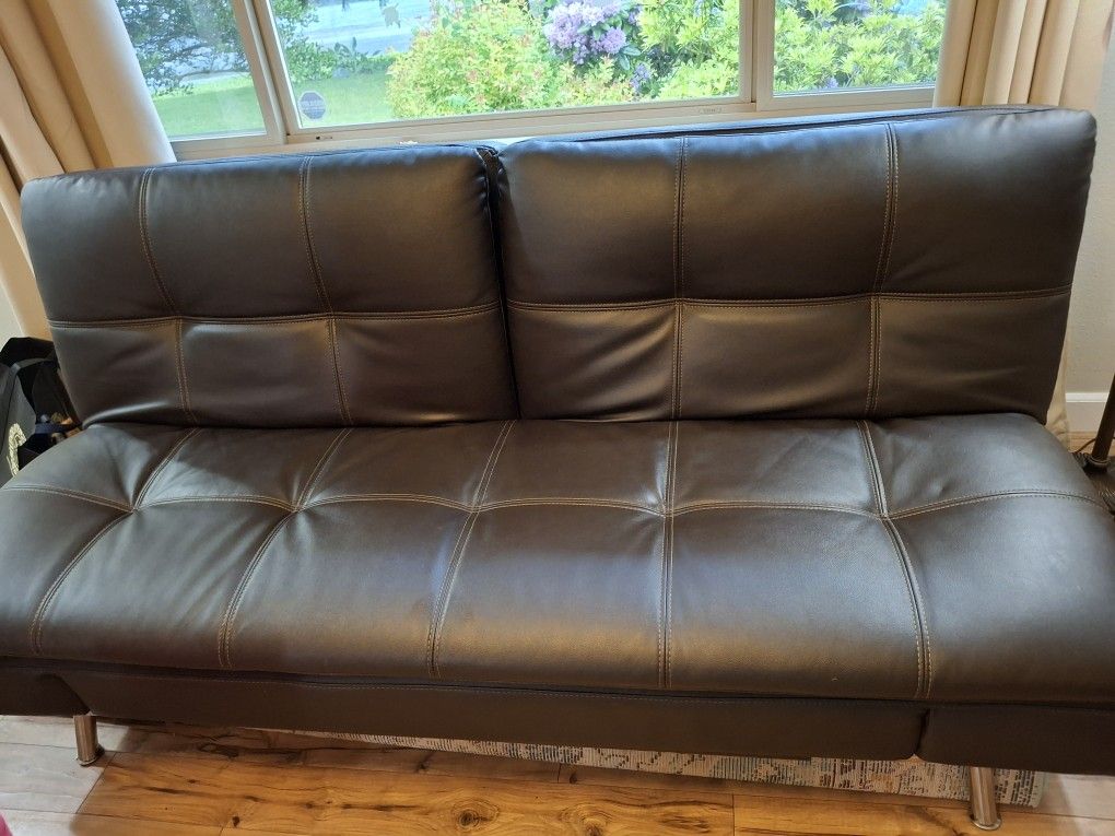 Euro Lounger (Sofa And Bed With Built In USB Chargers)