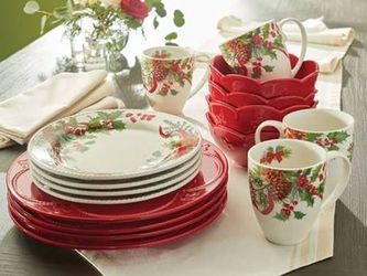 Princess House Marbella Winterberry 16pc Dinnerware Set