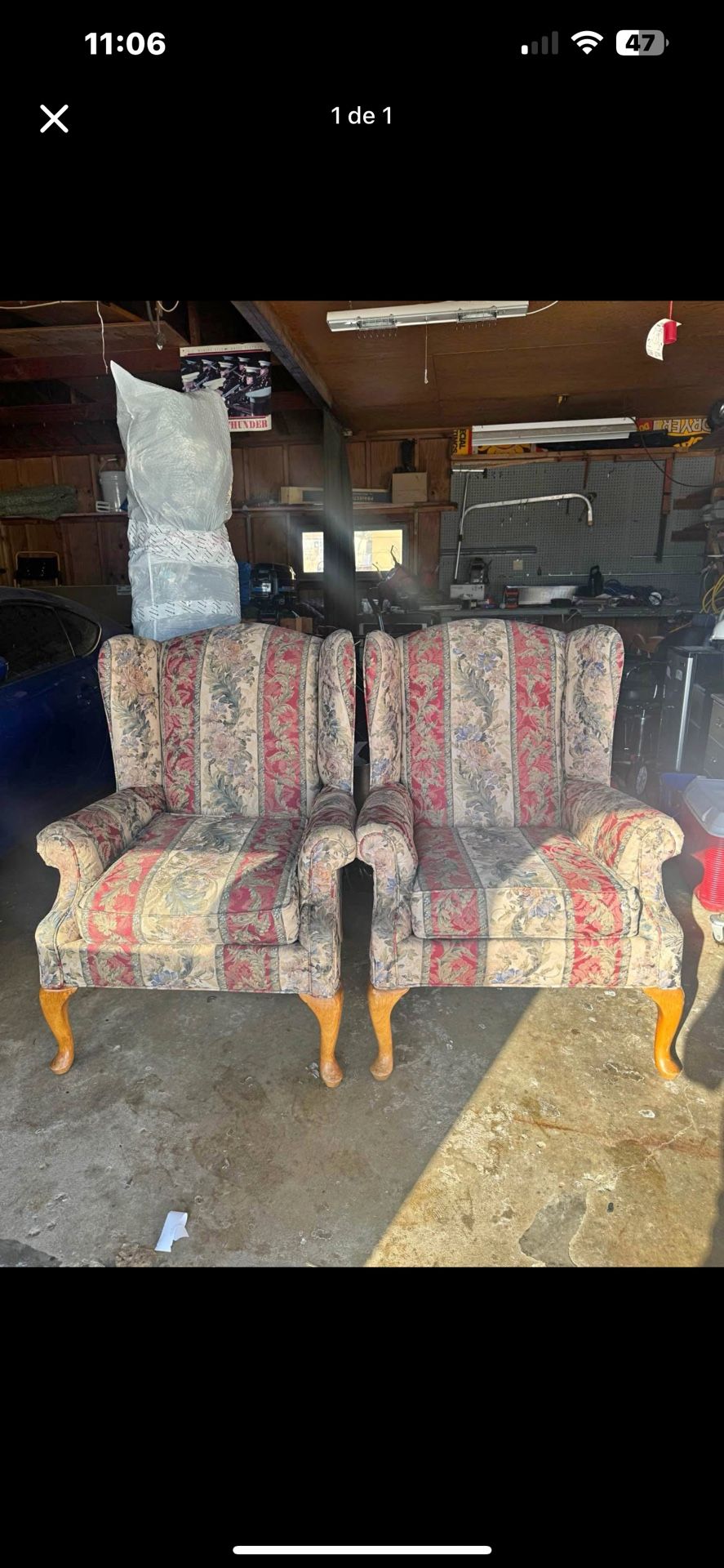 armchairs in good condition
