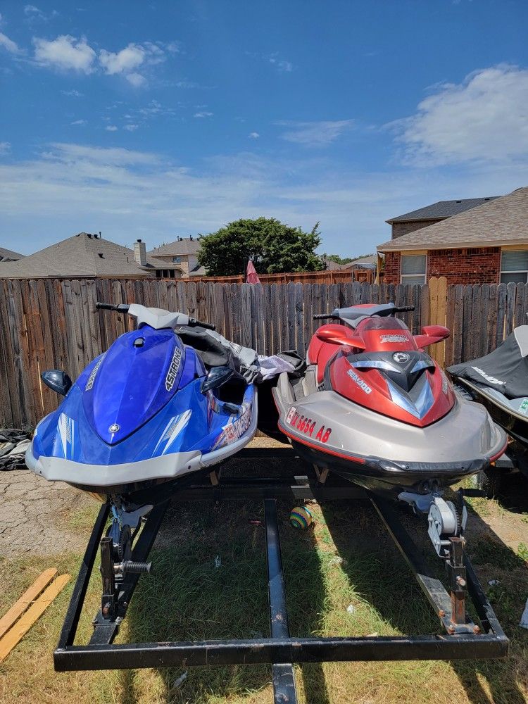 2007 YAMAHA WAVE RUNNER & 2005 SEADOO RXT SUPERCHARGE