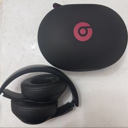 Beats Studio 3 Wireless Headphones, Matte Black