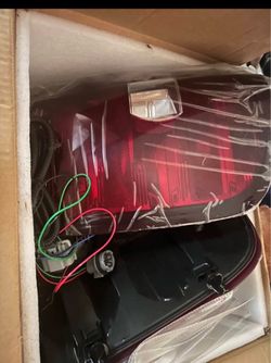 2011 Chevy Silverado Taillights New