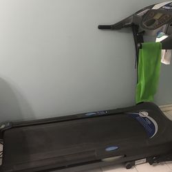 Horizon Treadmill For Sale 