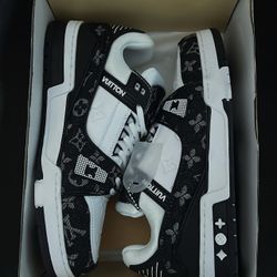 Louis Vuitton  Trainers Men Shoes 