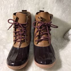 Avanti Rain boots Lace Up Fleece Women’s Size 6