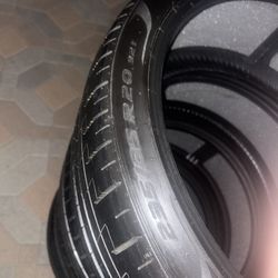 235/35r20