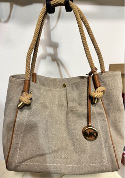 Cute Michael kors canvas tote