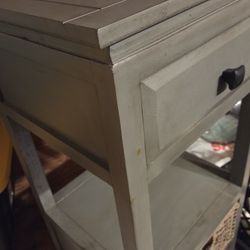 Bedside/End Table