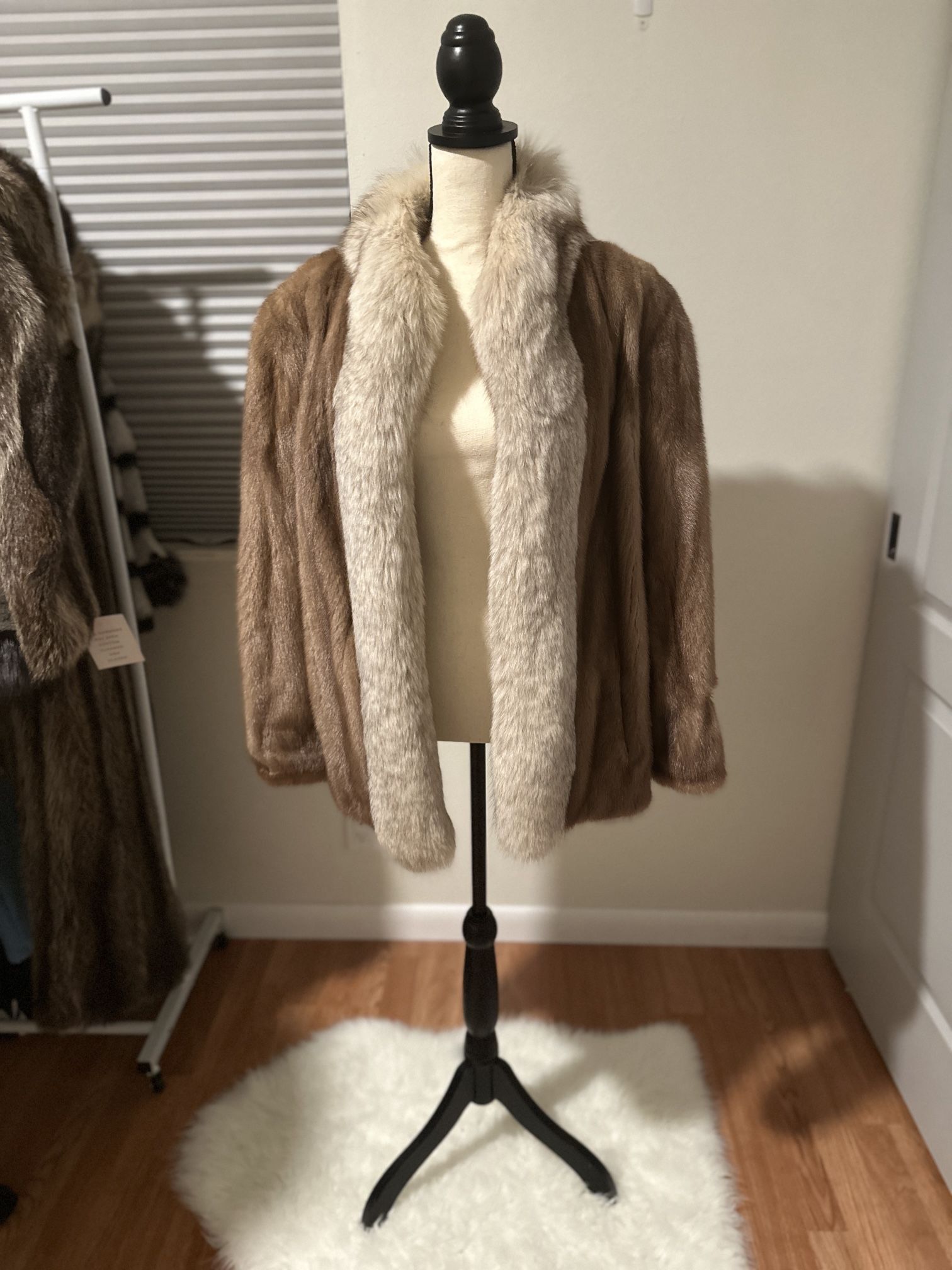 Mink Fur Coat W Fox Collar Size M-L