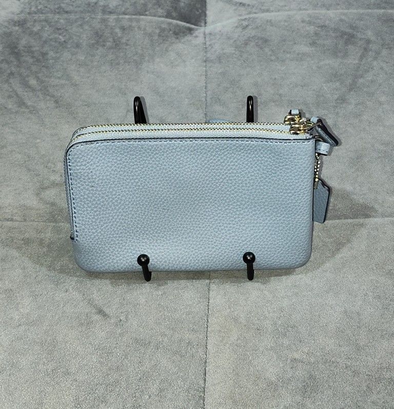 NWOT COACH DOUBLE ZIP PEBBLED LEATHER WRISTLET WALLET H1781