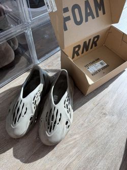 Yeezy Foam Runner Stone Sage