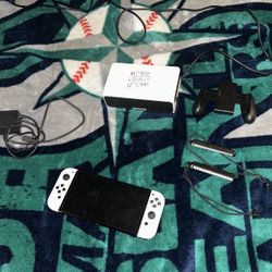 OLED WHITE NINTENDO SWITCH