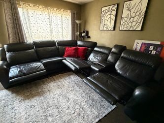 6Pc. Leather Sectional