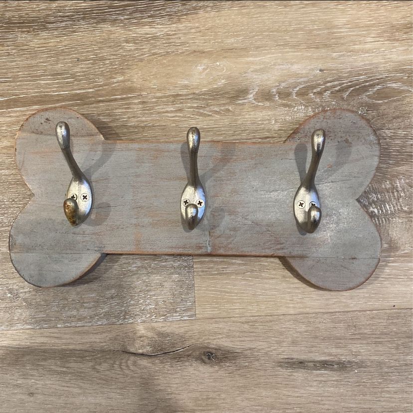 Dog Bone Wood Wall Rack