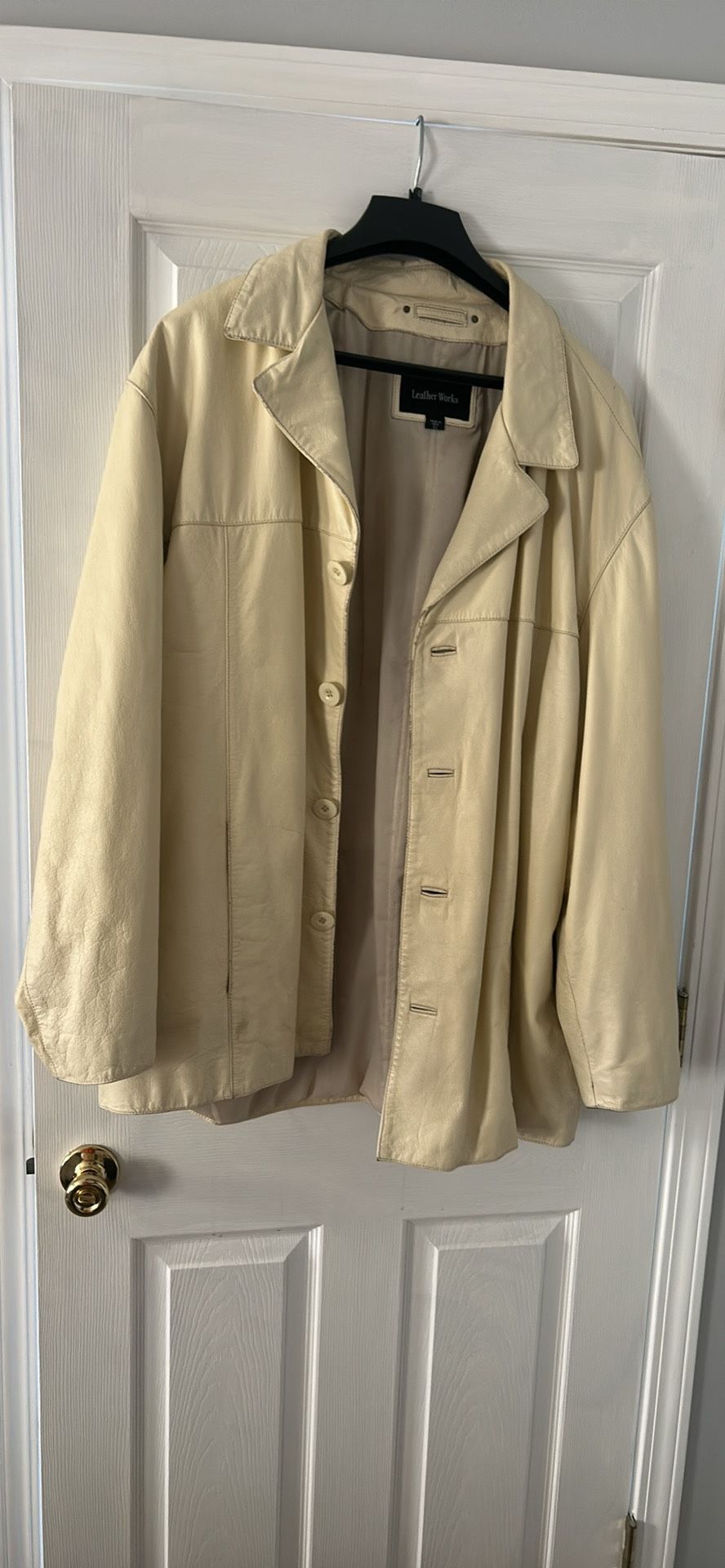 Men’s Leather Jacket