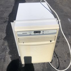 Very Good Condition Kenmore Air Conditioner 