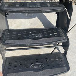 RV / Travel Trailer / Camper Steps/Stairs 