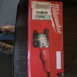 Milwaukee 4-1/2” Small Angle Grinder 