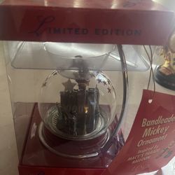 2000 Bandleader Mickey Ornament 