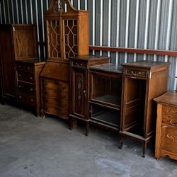 10'x20' Storage Unit Full Of Antiques 