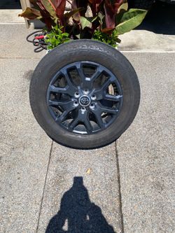 Toyota Tundra tires and wheels