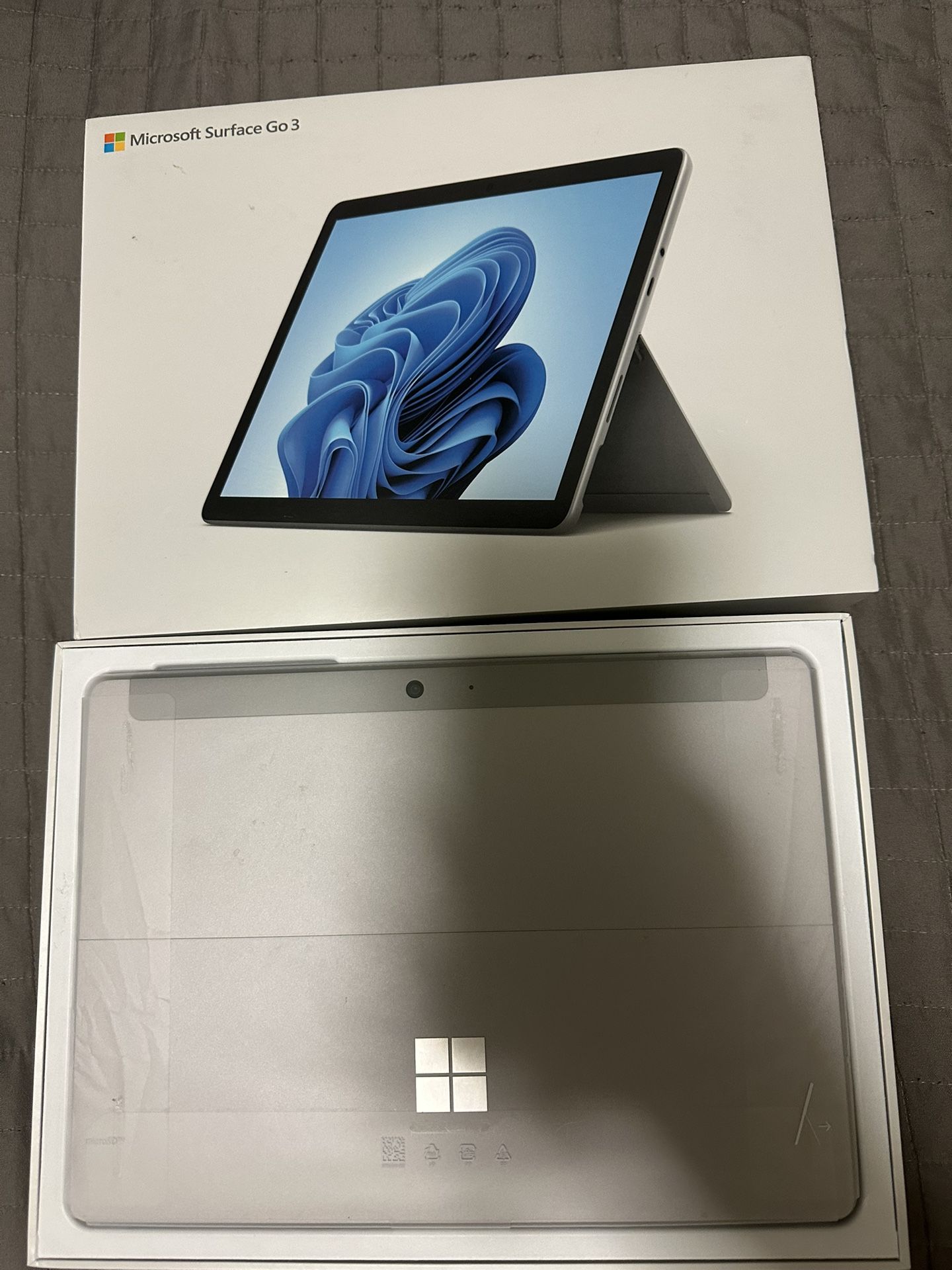 Microsoft Surface Go 3 - 10.5" Touchscreen - Intel® Pentium® Gold - 4GB Memory - 64GB eMMC - Device Only - Platinum 