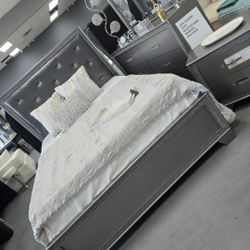 🙋‍♂️4pc Queen -Bedrooms👉 -Furniture💲SALE 