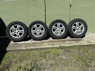 2011 Hyundai Rims And Tires 5 Lug