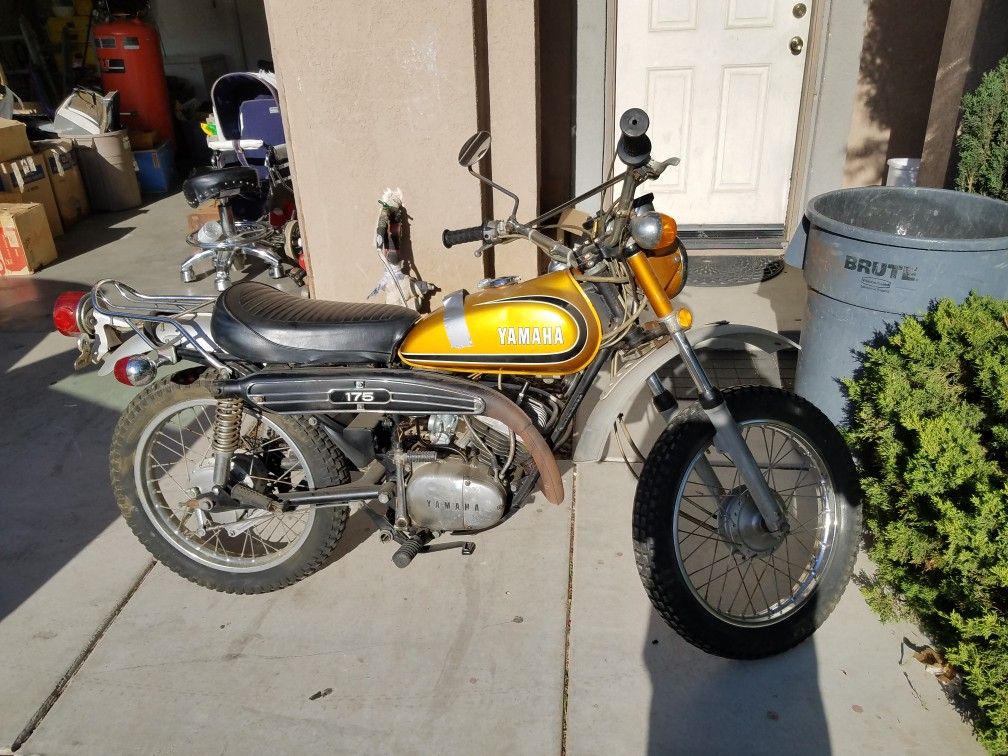 1973 Yamaha 175 Enduro