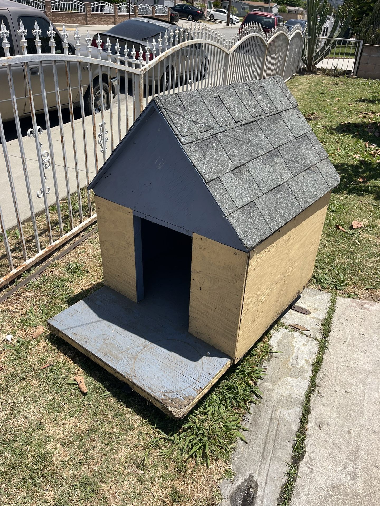 Dog House for Sale in City Of Industry, CA - OfferUp
