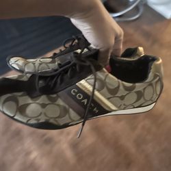 Coach size 9 1/2 women