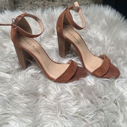 Women’s Heels Size 6
