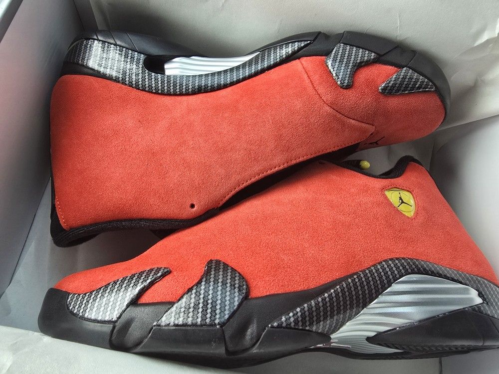 Jordan 14 Ferrari (2025) Sz 10
