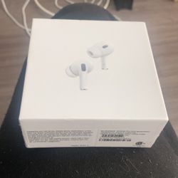 New Apple AirPods Pro with Charging Case (2nd Generation)