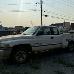 1998 Dodge 1500 Service Truck 