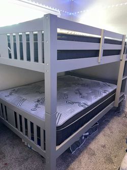 Bunk bed -Full size